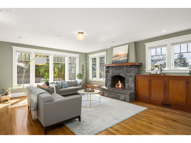 1030 Se 58TH Pl, Portland, OR 97215