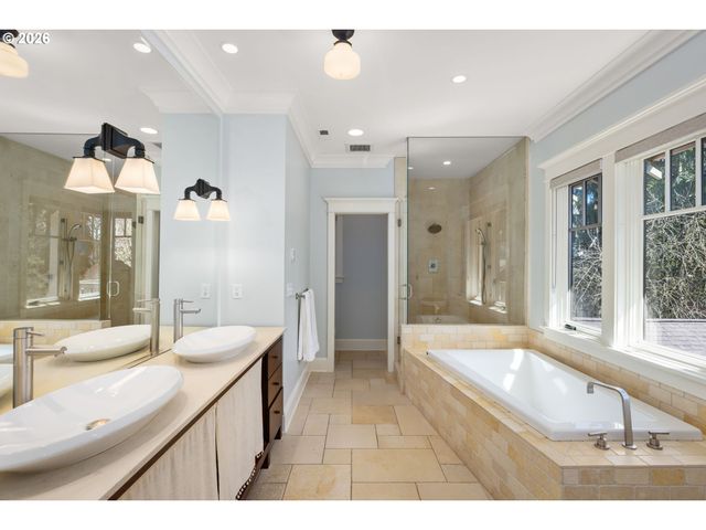 1030 Se 58TH Pl, Portland, OR 97215