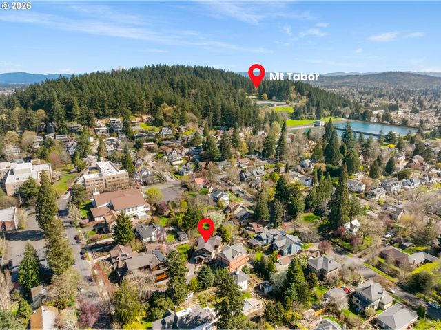 1030 Se 58TH Pl, Portland, OR 97215