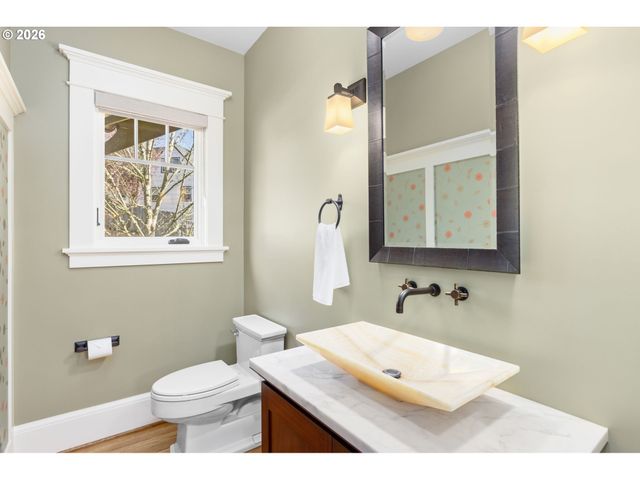 1030 Se 58TH Pl, Portland, OR 97215