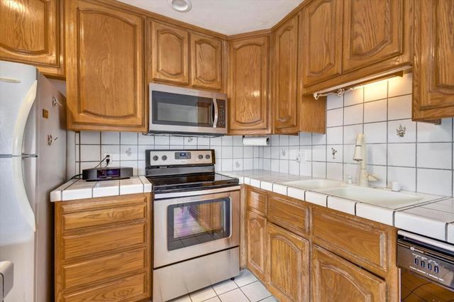 3540 Brookdale Drive, Santa Clara, CA 95051