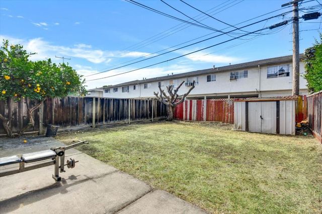 3540 Brookdale Drive, Santa Clara, CA 95051