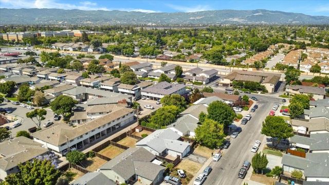 3540 Brookdale Drive, Santa Clara, CA 95051