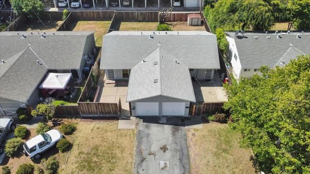 3540 Brookdale Drive, Santa Clara, CA 95051