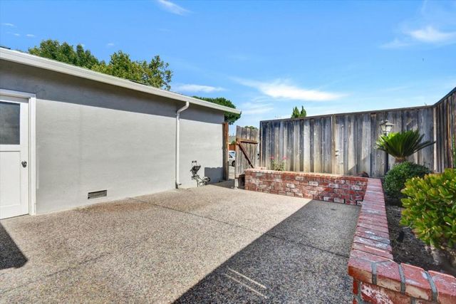 3540 Brookdale Drive, Santa Clara, CA 95051