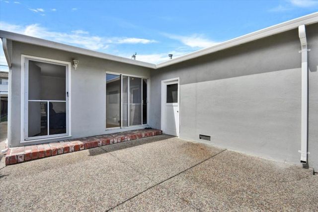 3540 Brookdale Drive, Santa Clara, CA 95051
