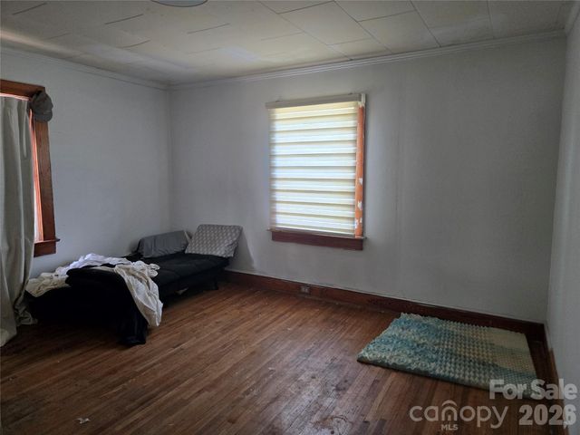 1127 N Mountain Street, Blacksburg, SC 29702