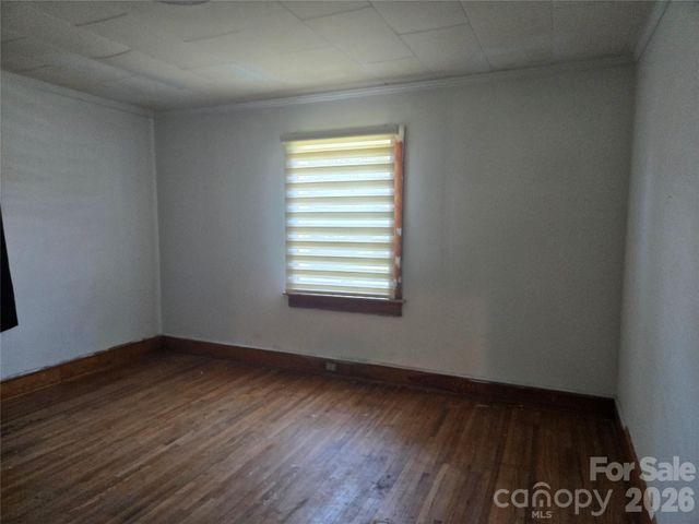 1127 N Mountain Street, Blacksburg, SC 29702