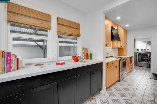 17 Hanns Ave, Vallejo, CA 94590