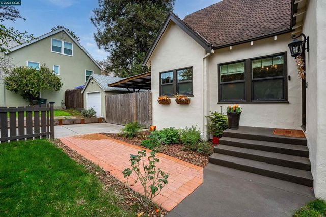 17 Hanns Ave, Vallejo, CA 94590