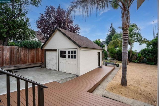 17 Hanns Ave, Vallejo, CA 94590