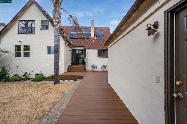 17 Hanns Ave, Vallejo, CA 94590