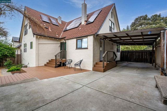 17 Hanns Ave, Vallejo, CA 94590