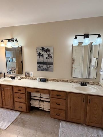 9782 Fellows Creek Drive, Plymouth, MI 48170