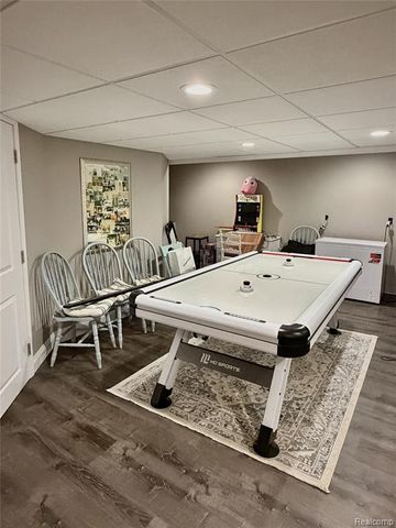 9782 Fellows Creek Drive, Plymouth, MI 48170