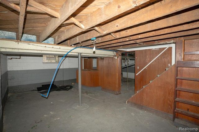 9262 Coyle Street, Detroit, MI 48228