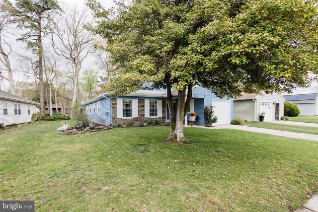 250 LEXINGTON DR, Little Egg Harbor Twp, NJ 08087