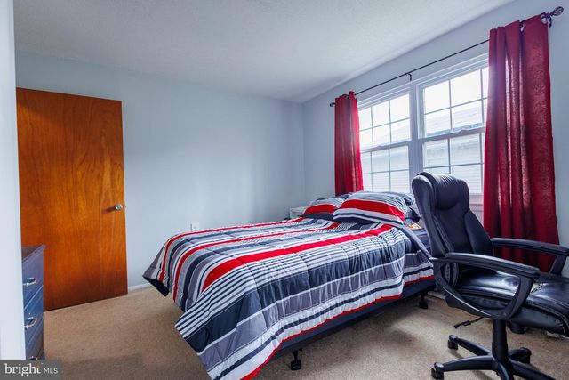 250 LEXINGTON DR, Little Egg Harbor Twp, NJ 08087