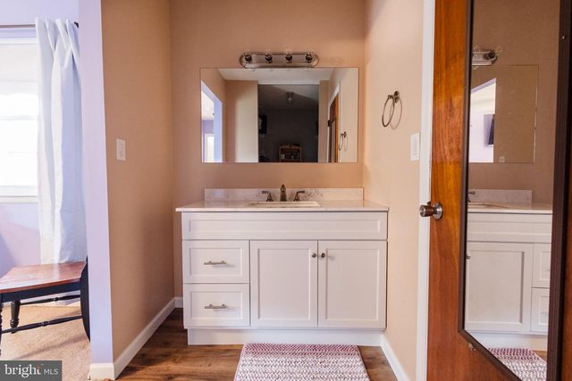 250 LEXINGTON DR, Little Egg Harbor Twp, NJ 08087