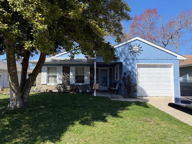 250 LEXINGTON DR, Little Egg Harbor Twp, NJ 08087