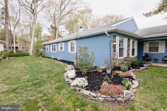 250 LEXINGTON DR, Little Egg Harbor Twp, NJ 08087