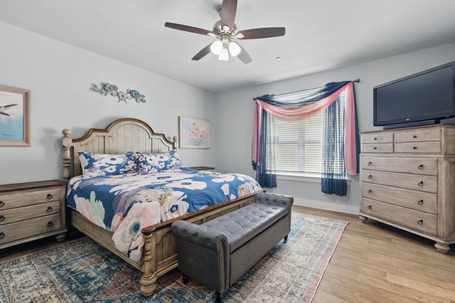 222 Emma Drive, Lewisville, TX 75057