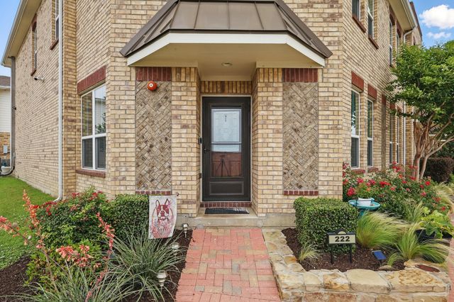 222 Emma Drive, Lewisville, TX 75057