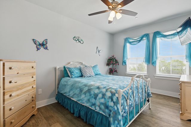 222 Emma Drive, Lewisville, TX 75057