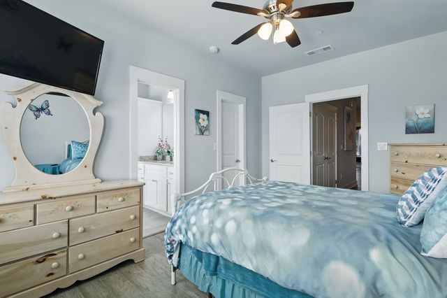 222 Emma Drive, Lewisville, TX 75057