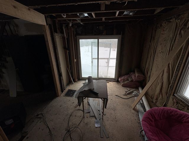 1328 W Sugar Grove Road, Scottville, MI 49454