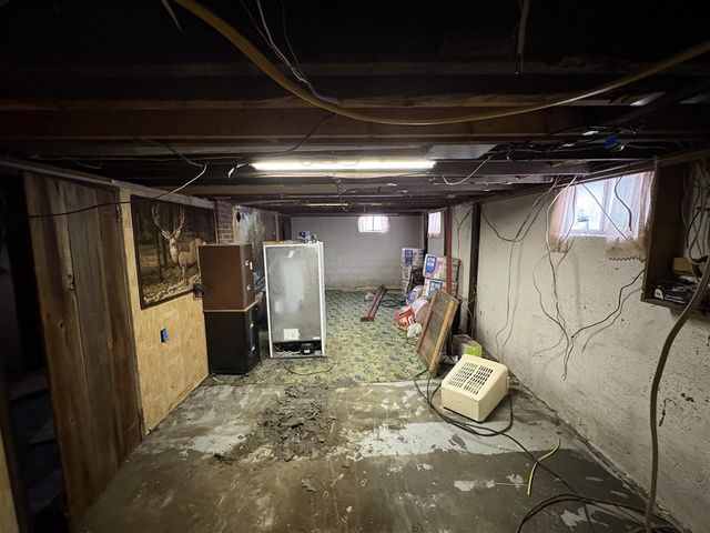 1328 W Sugar Grove Road, Scottville, MI 49454