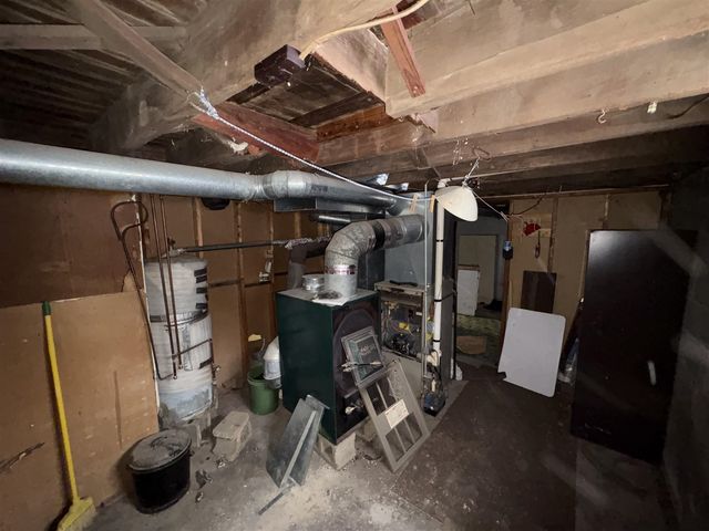 1328 W Sugar Grove Road, Scottville, MI 49454