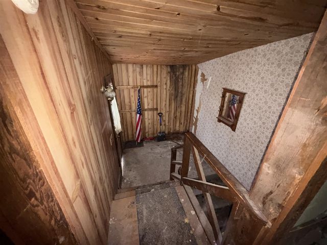 1328 W Sugar Grove Road, Scottville, MI 49454