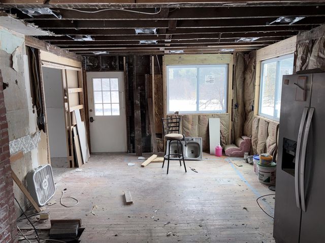 1328 W Sugar Grove Road, Scottville, MI 49454