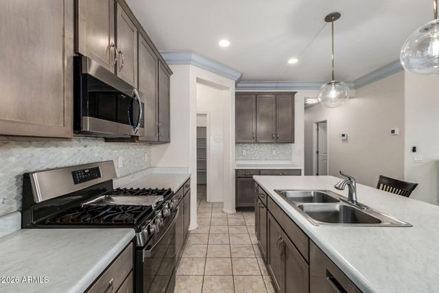 17223 W CAVEDALE Drive, Surprise, AZ 85387