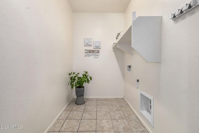 17223 W CAVEDALE Drive, Surprise, AZ 85387