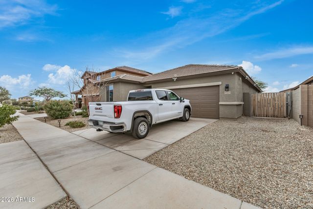 17223 W CAVEDALE Drive, Surprise, AZ 85387