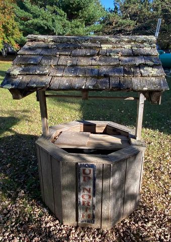 N9444 SAND LANE, Crivitz, WI 54114