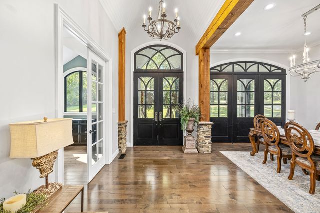 74 Pine Lake Rd, Summertown, TN 38483