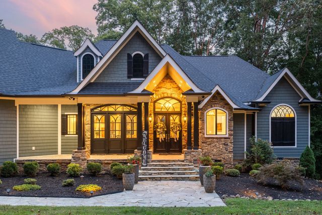 74 Pine Lake Rd, Summertown, TN 38483