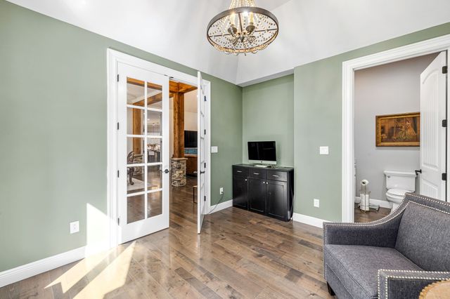 74 Pine Lake Rd, Summertown, TN 38483