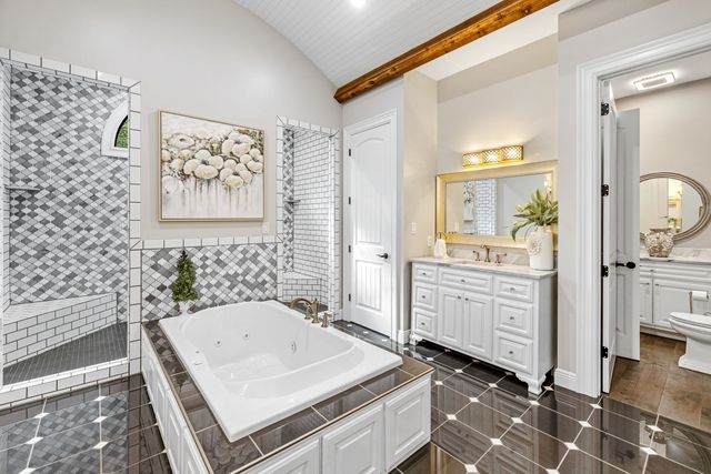 74 Pine Lake Rd, Summertown, TN 38483