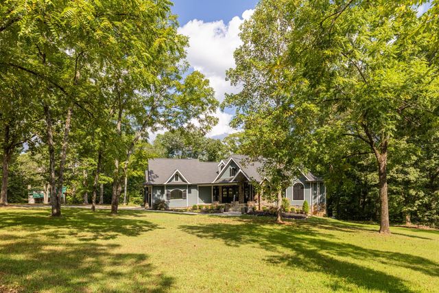 74 Pine Lake Rd, Summertown, TN 38483
