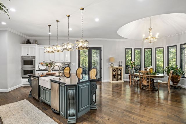 74 Pine Lake Rd, Summertown, TN 38483