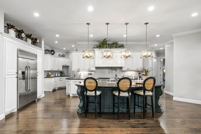 74 Pine Lake Rd, Summertown, TN 38483