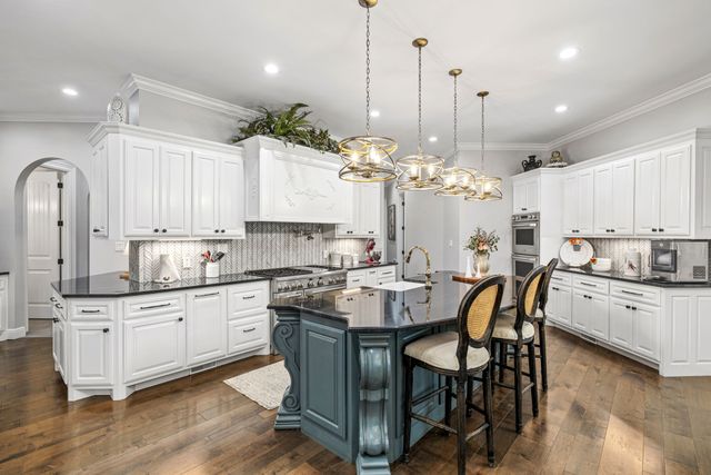 74 Pine Lake Rd, Summertown, TN 38483