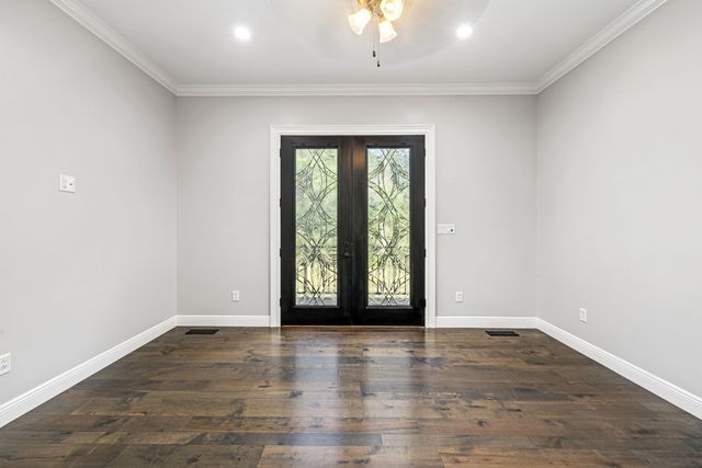 74 Pine Lake Rd, Summertown, TN 38483