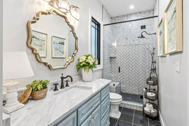 74 Pine Lake Rd, Summertown, TN 38483