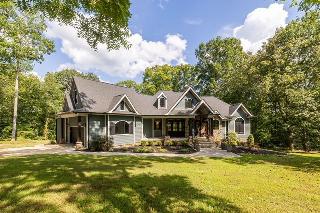 74 Pine Lake Rd, Summertown, TN 38483