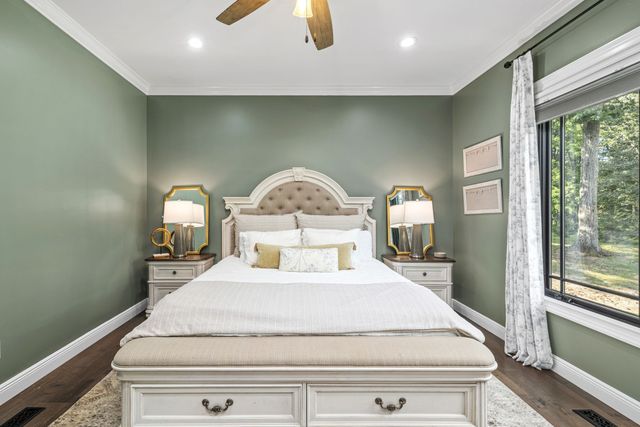 74 Pine Lake Rd, Summertown, TN 38483